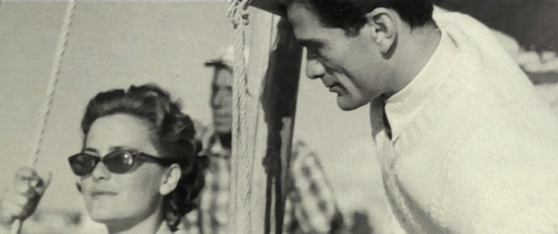 Pasolini con Maria Seccardi. Pier Paolo Pasolini e Maria Seccardi - Grado settembre 1957 © Archivio Giuseppe Zigaina