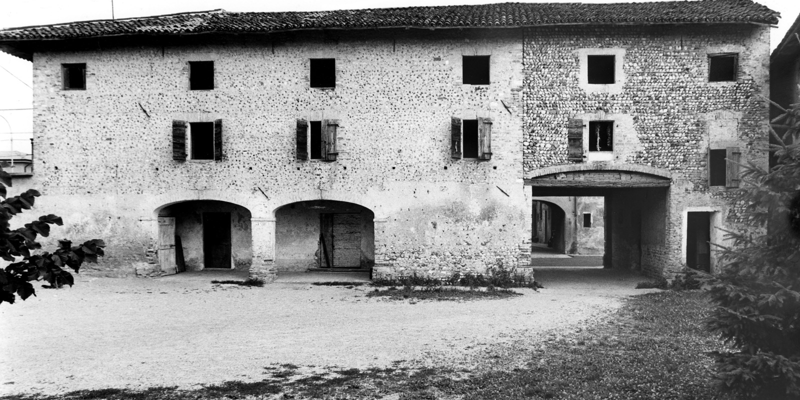 Via Menotti